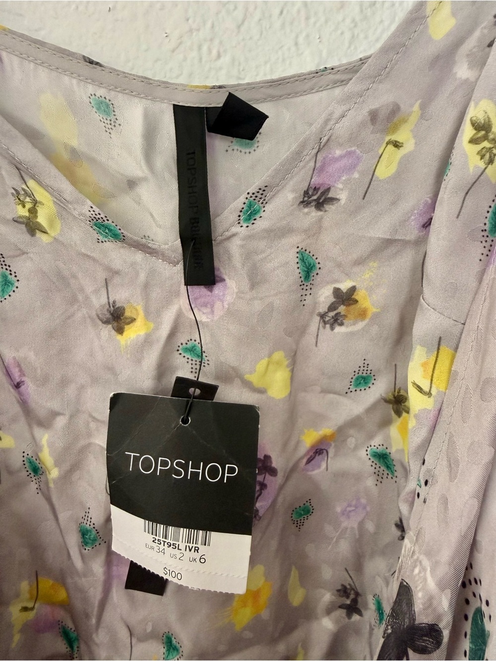 Topshop BOUTIQUE Small Women's Lavender Floral Tie-Front Cami - Picture 3 of 4